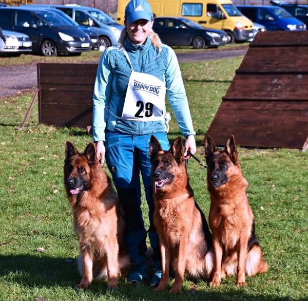 401493573 10212551834988066 1868937448889224803 n